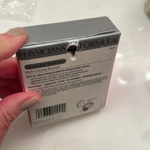 PHYSICIANS FORMULA MEDIUM MULTI COLORED BRONZER 1411 CONTOUR - Picture 2 of 3